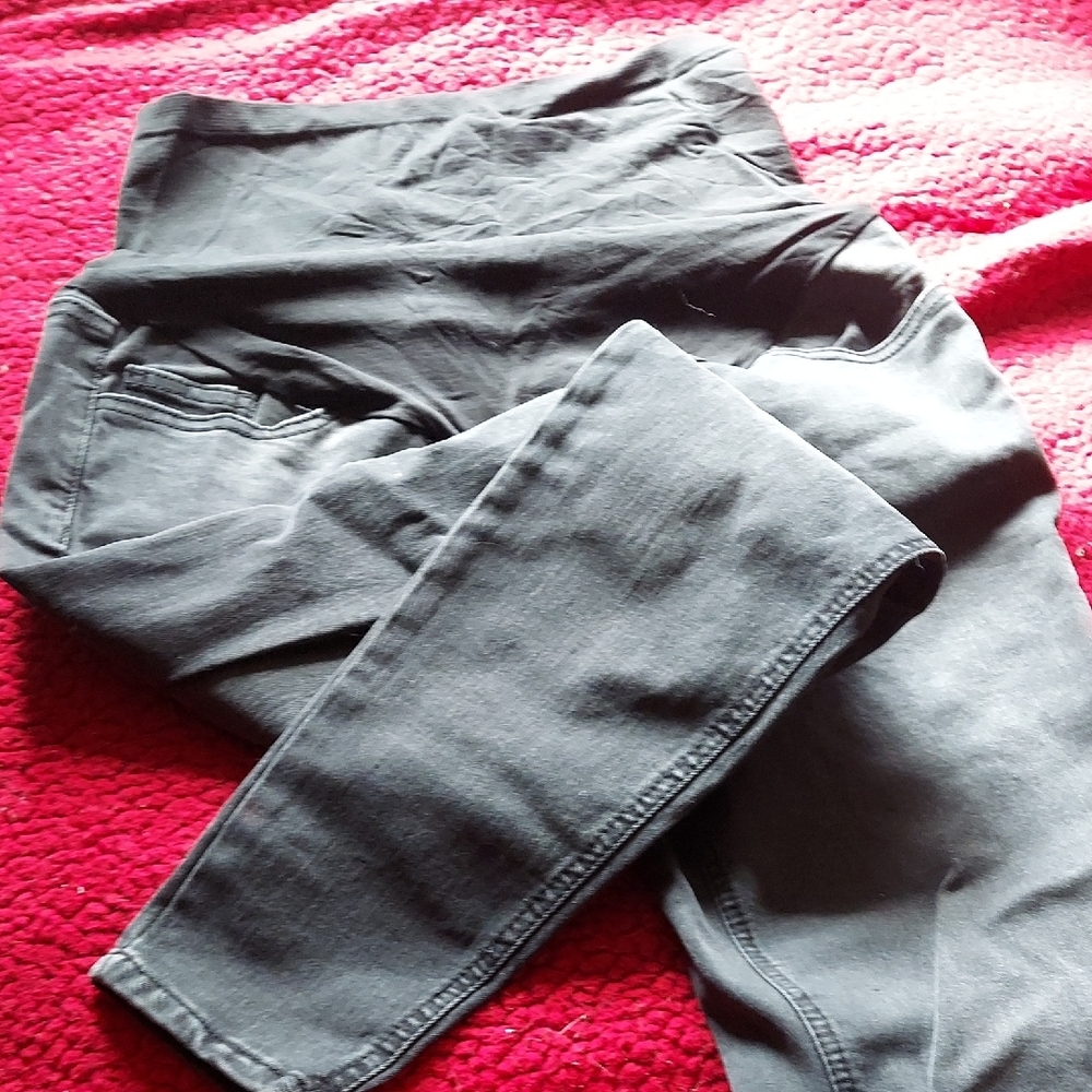 Women's Maternity Black Jeans